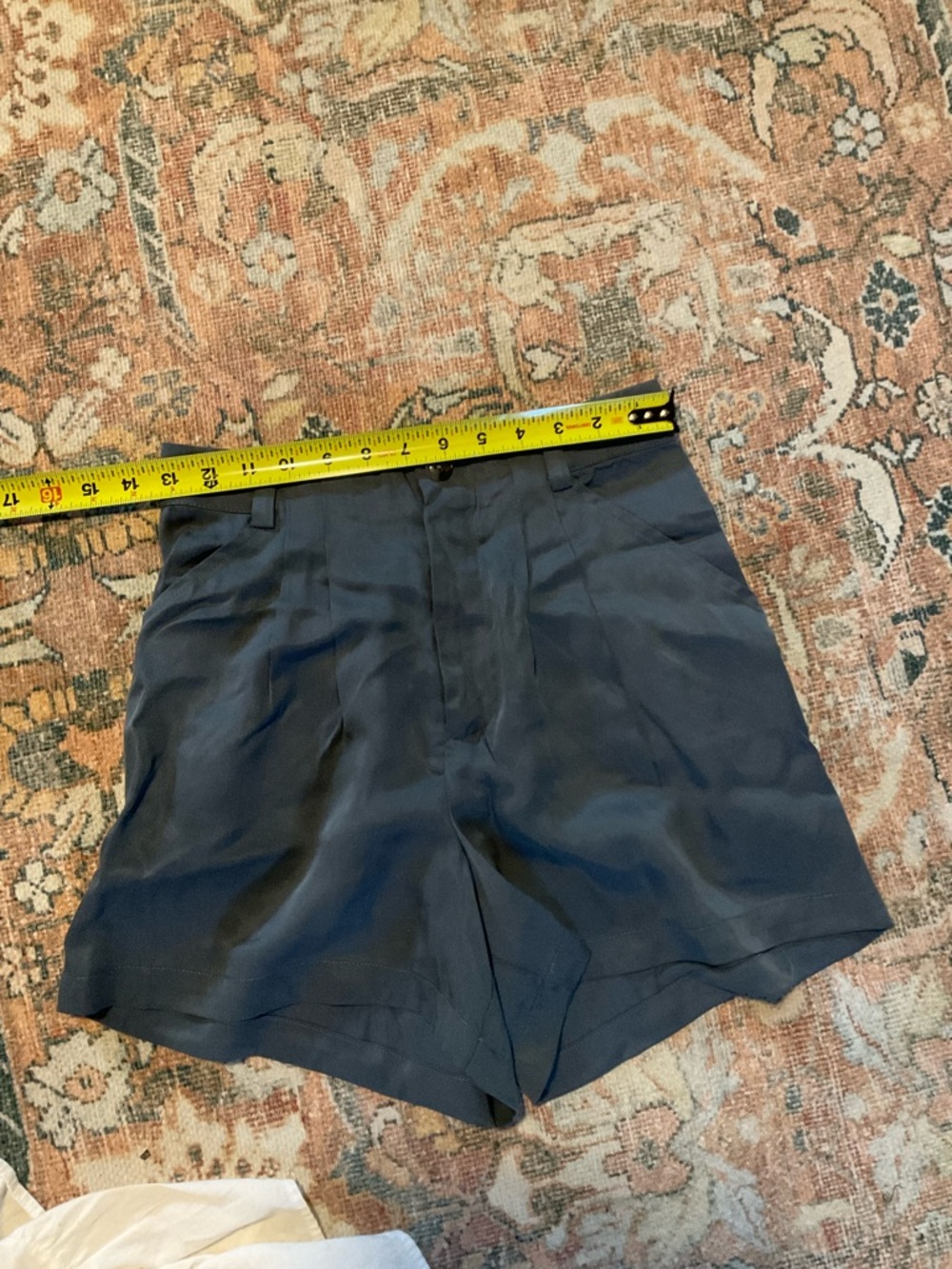 Amour Vert High-Waist Navy Blue Women's Shorts